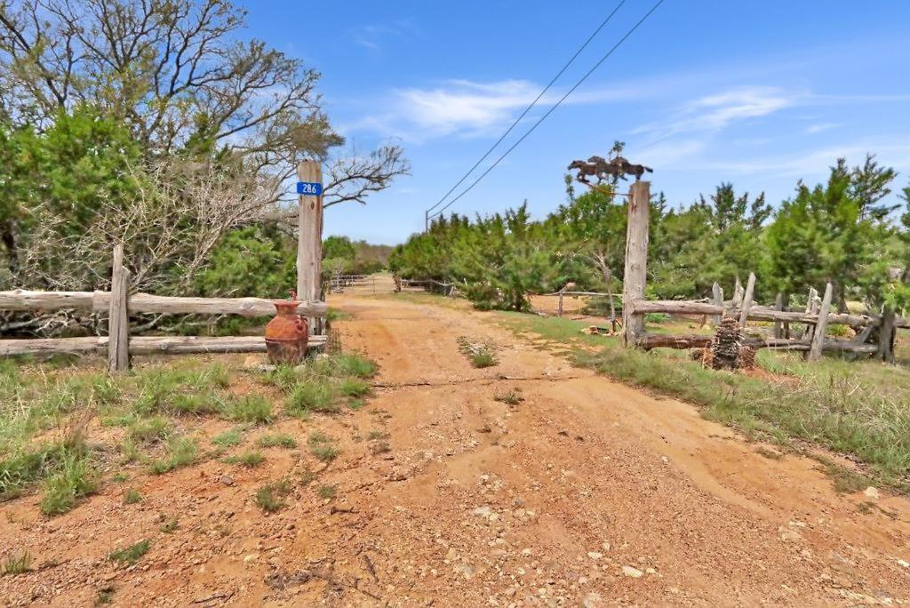 Three Horses Ranch Villa Джонсън Сити Екстериор снимка